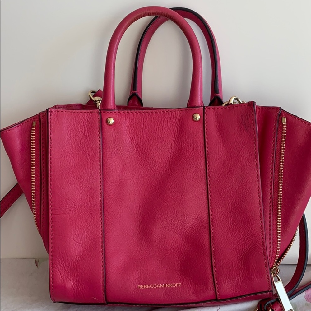 Cute purse!